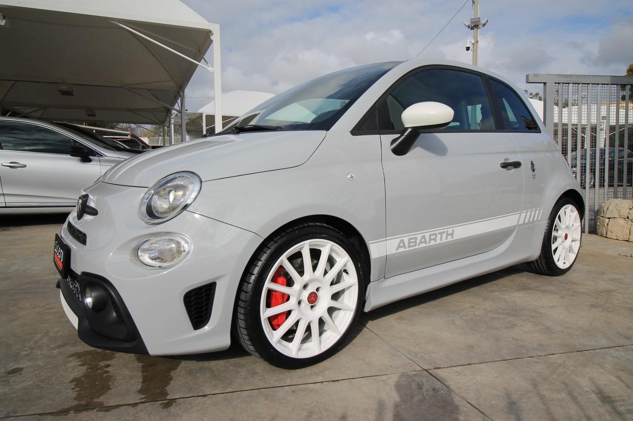 Abarth 595 1.4 Turbo T-Jet 180 CV Esseesse