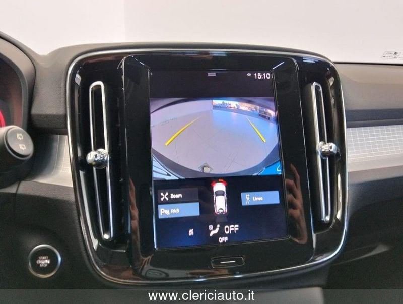 Volvo XC40 D4 AWD Geartronic Momentum