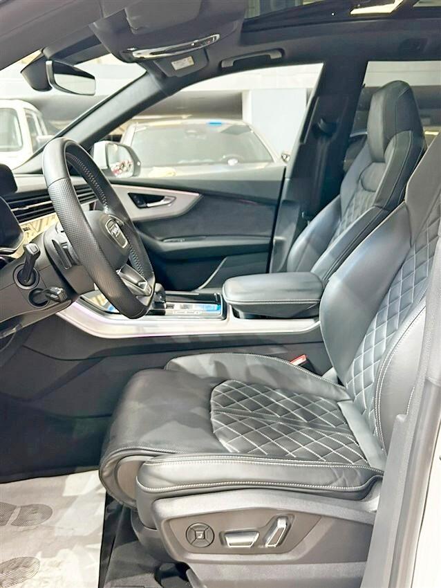 Audi Q8 50 TDI 286 CV quattro tiptronic Sport