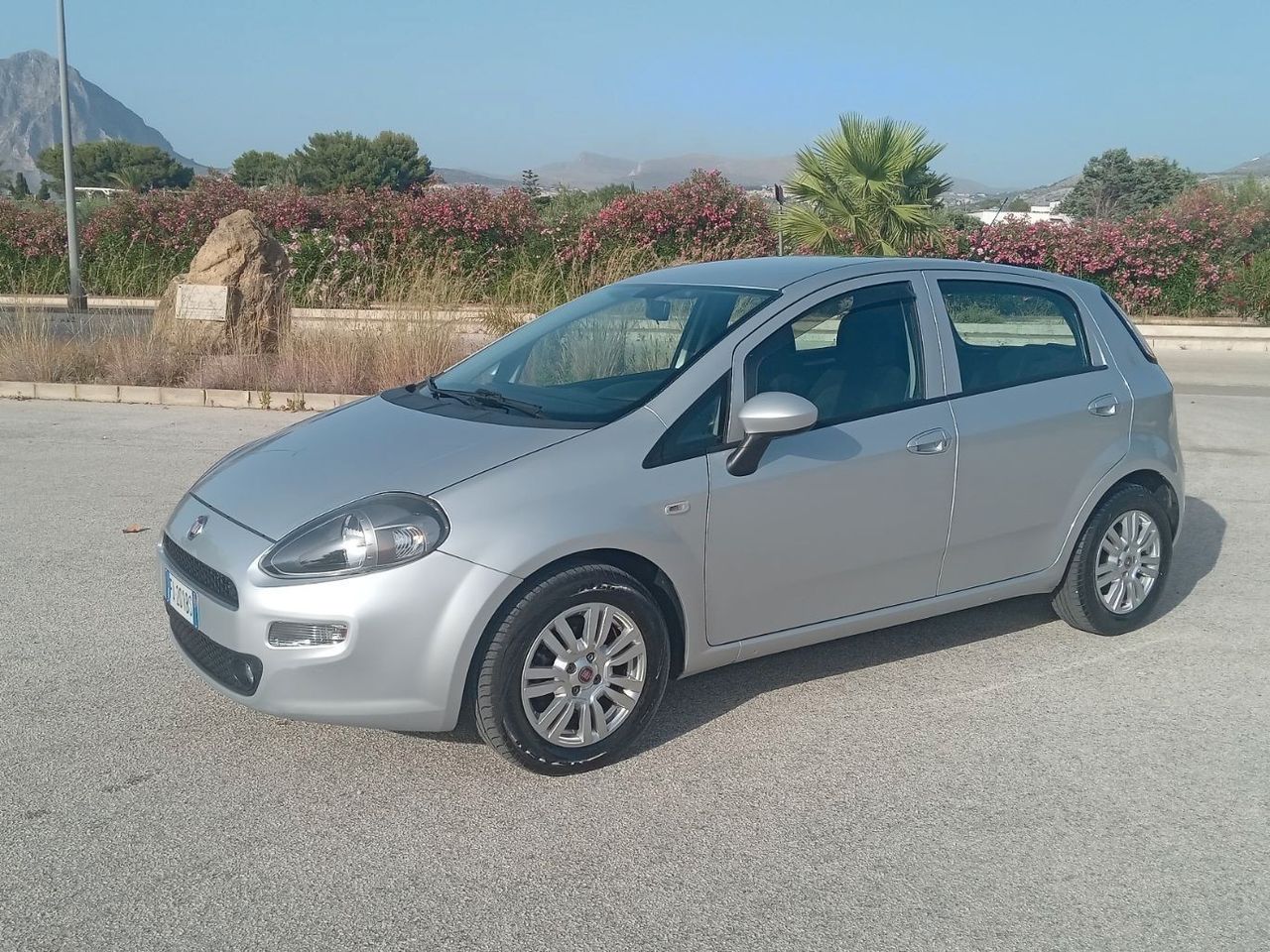 Punto 1.3 MJT 75 CV Lounge