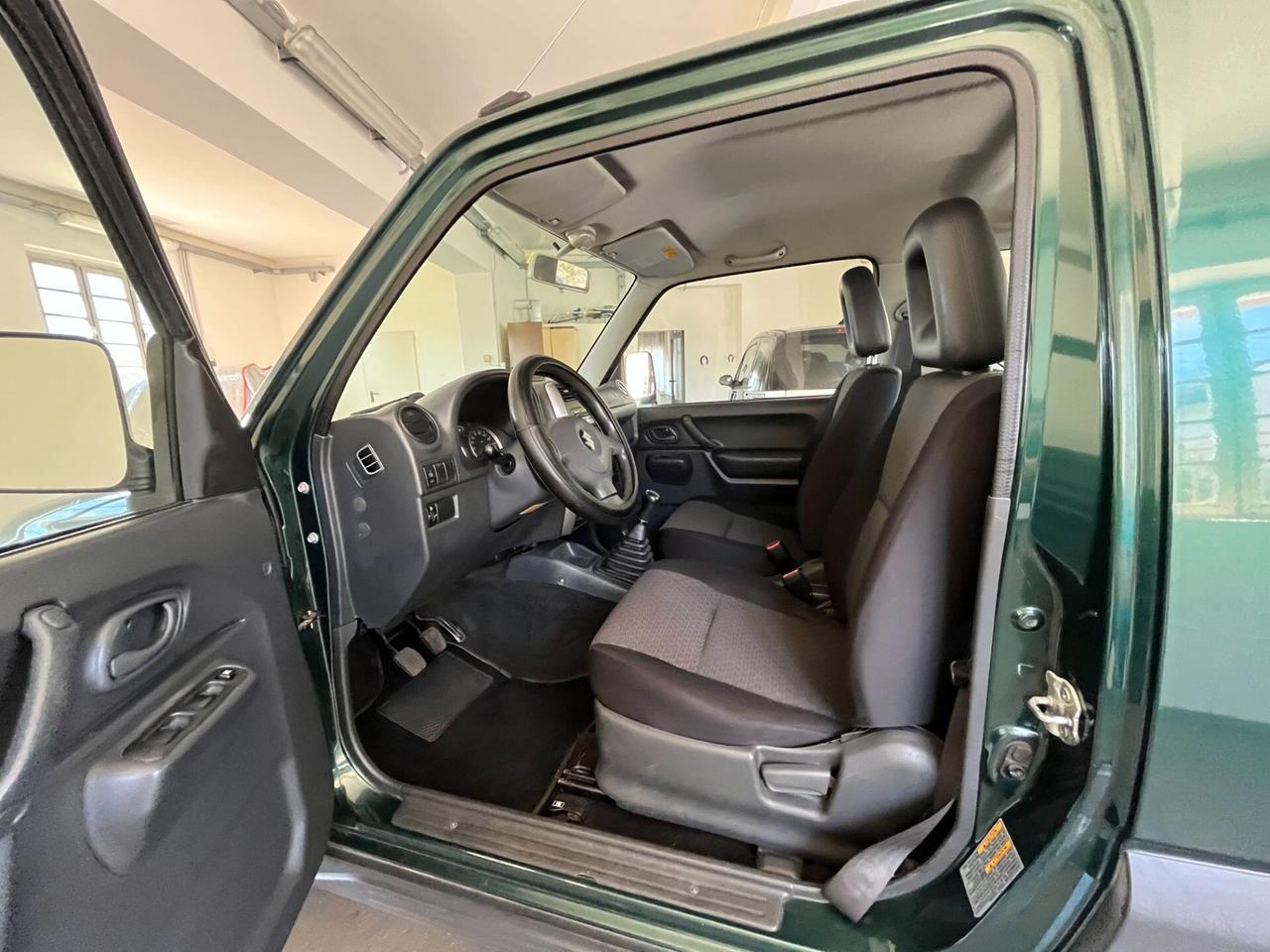 Suzuki Jimny 1.3i 16V 4WD