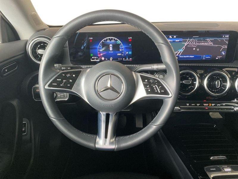 Mercedes-Benz CLA CLA 180 d Advanced