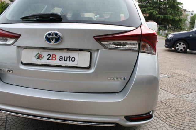 TOYOTA Auris Touring Sports 1.8 Hybrid Business