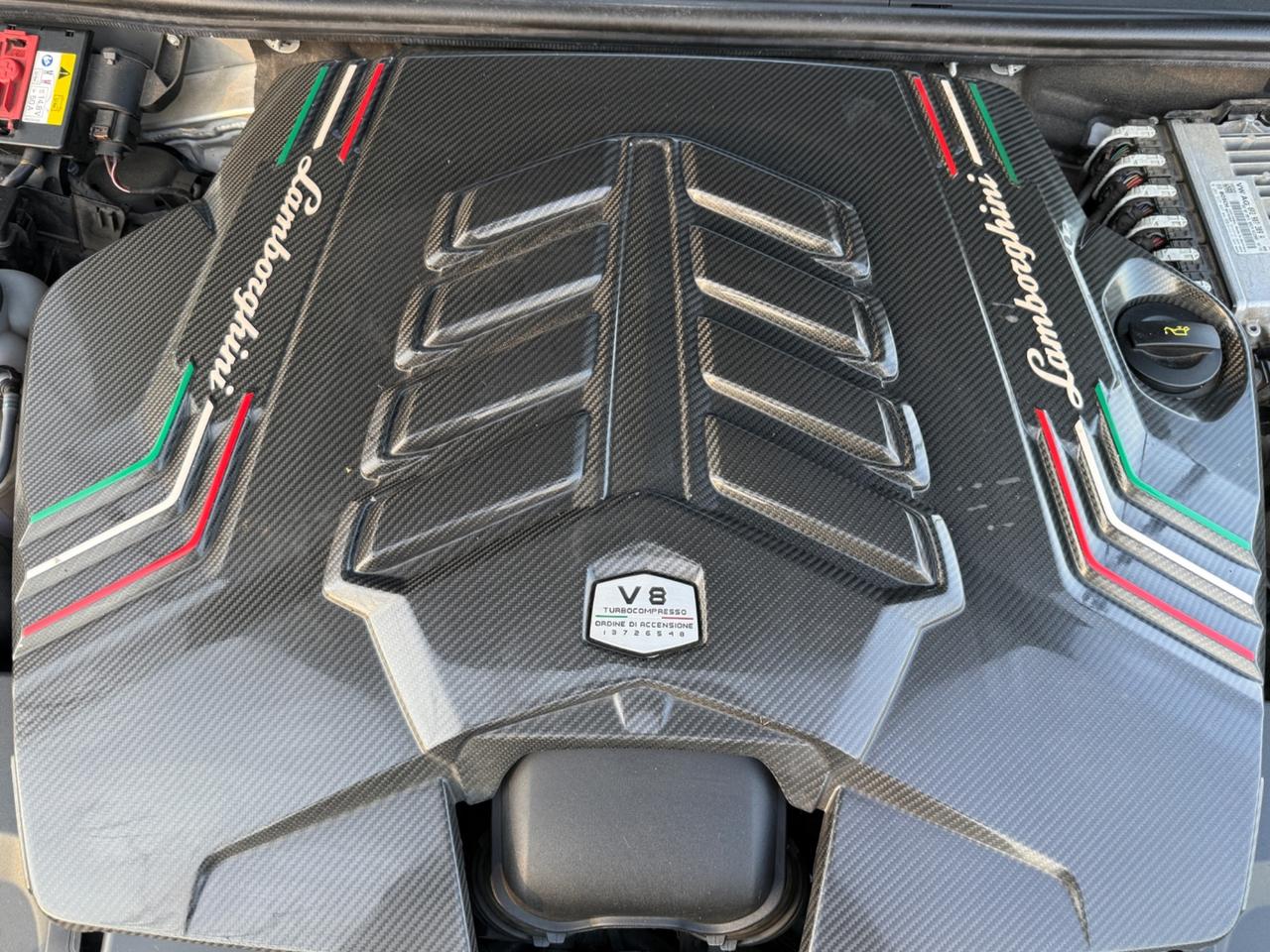 Lamborghini Urus 4.0 - prezzo top italia con iva e garanzia