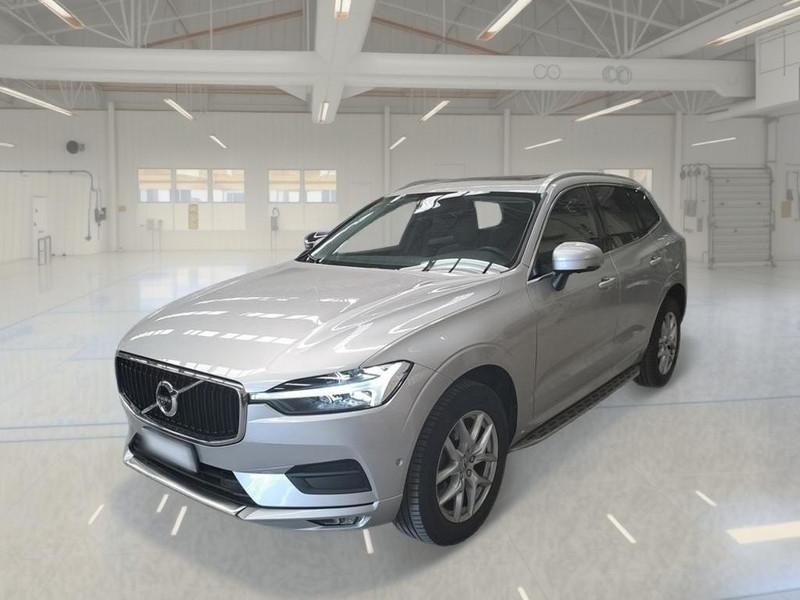 VOLVO XC60 B4 D AUTOMATICO MOMENTUM PRO SUV