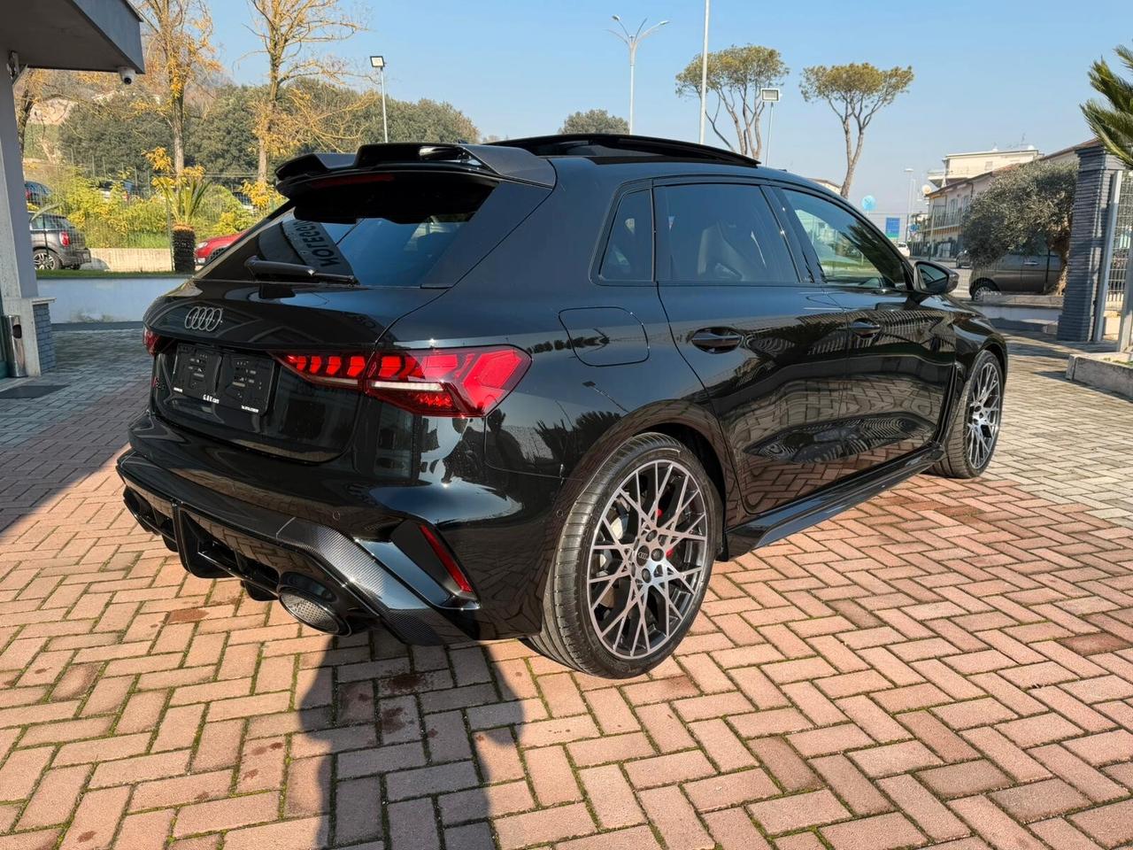 Audi RS3 2.5 TFSI S.BACK 400 CV *PANORAMA*HEAD*FULL CARBON