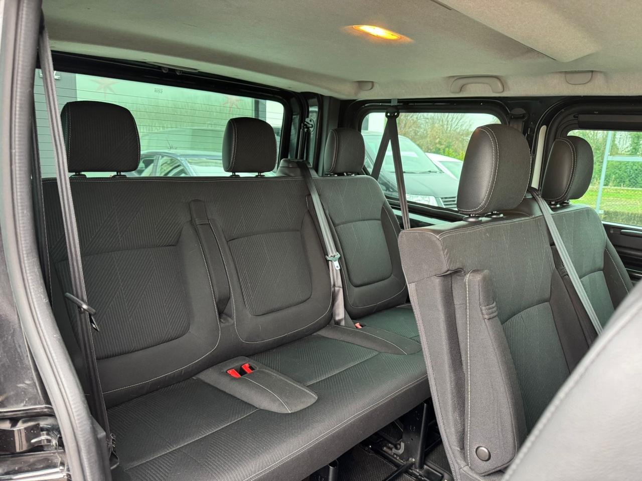 Renault Trafic T27 2.0 dCi 145CV PC-TN Intens Energy