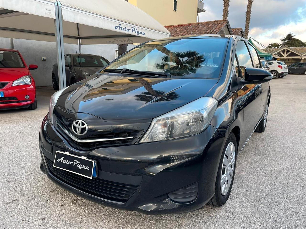 Toyota Yaris 1.4 D-4D 5 porte Lounge navi