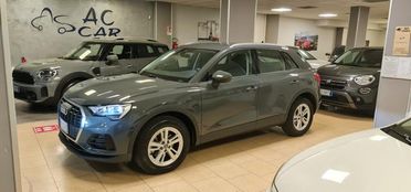 AUDI Q3 35 TDI S tronic Business