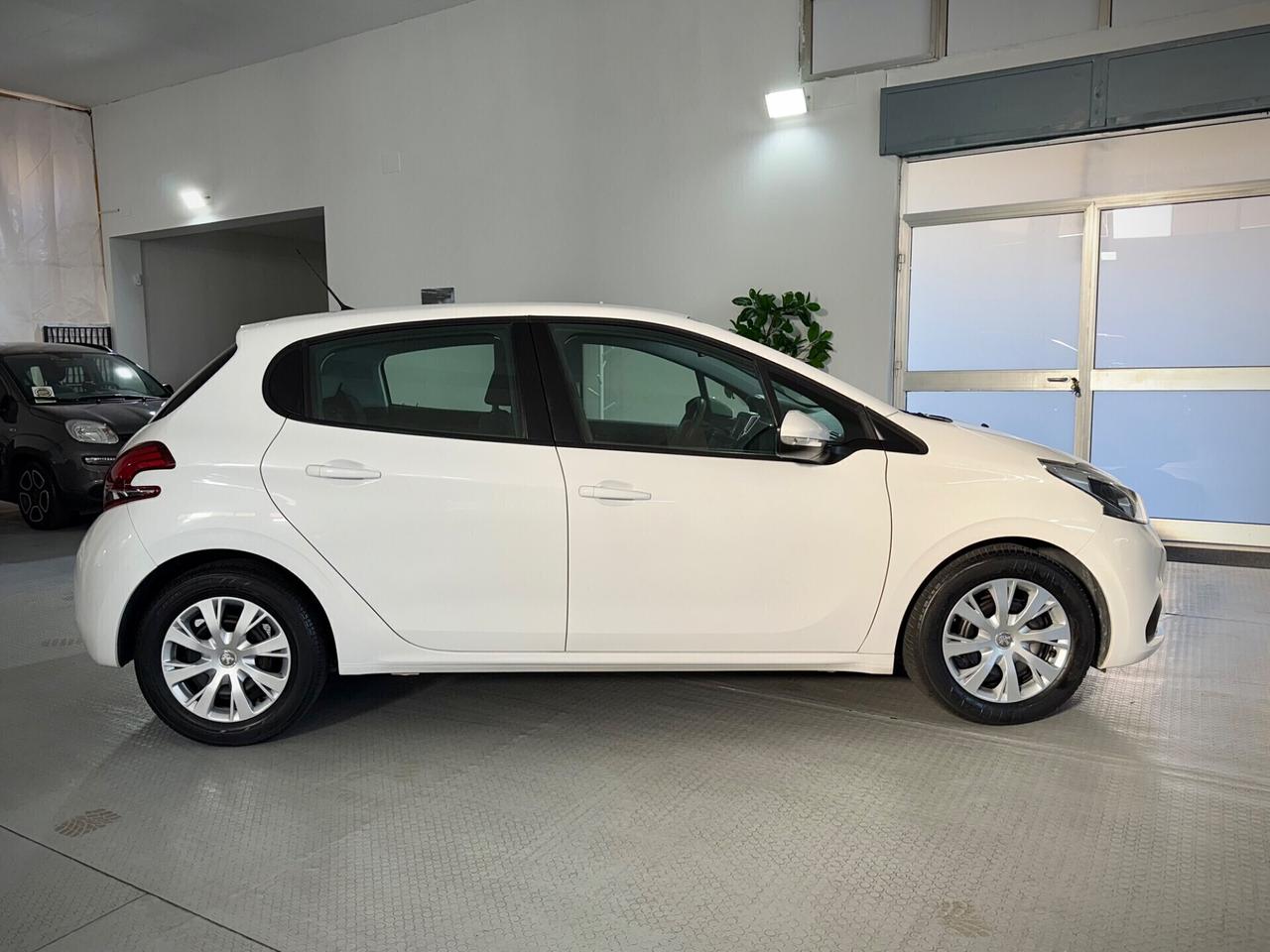 Peugeot 208 BlueHDi Aziendale 100cv 5p. Mix