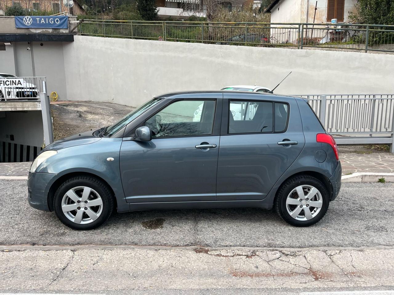 SUZUKI SWIFT 1,3 GPL 92 CV CONFORT 4WD 5P