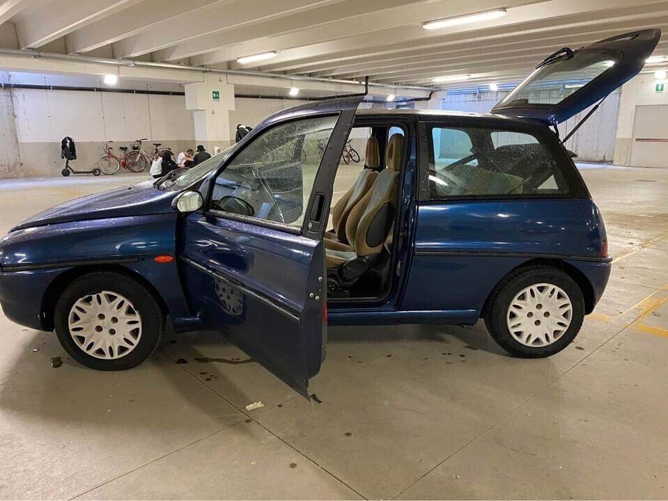 Lancia Y 1.2i cat Elefantino Blu