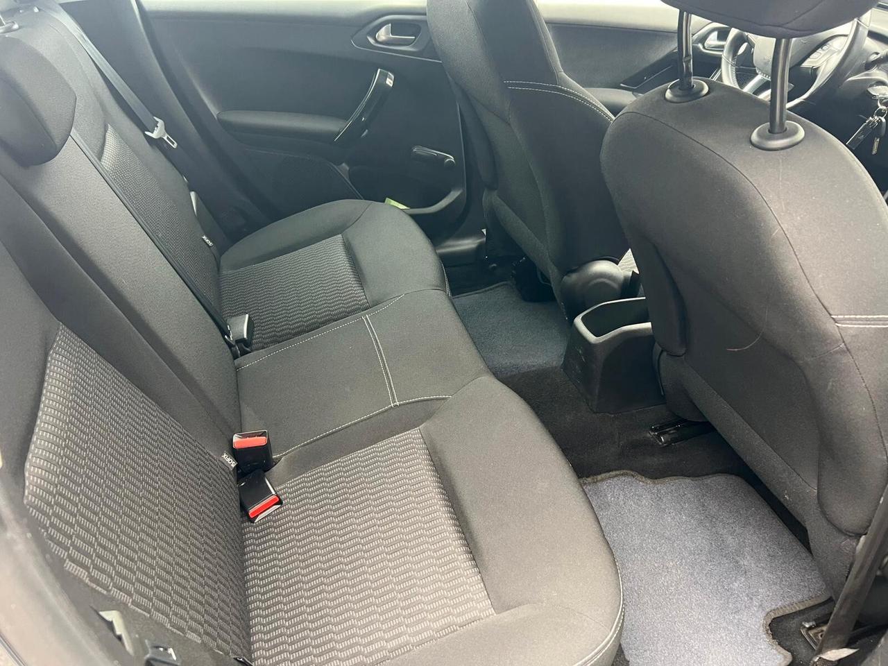 Peugeot 208 1.6 hdi 75cv Allure 5 porte -2016