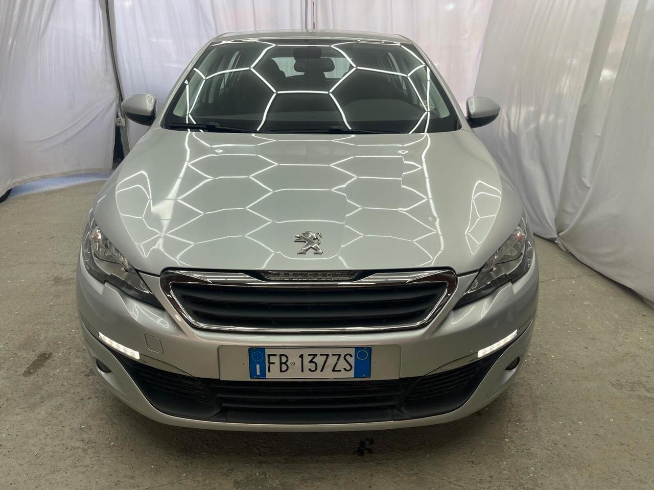 Peugeot 308 BlueHDi 120 S&S EAT6 Business