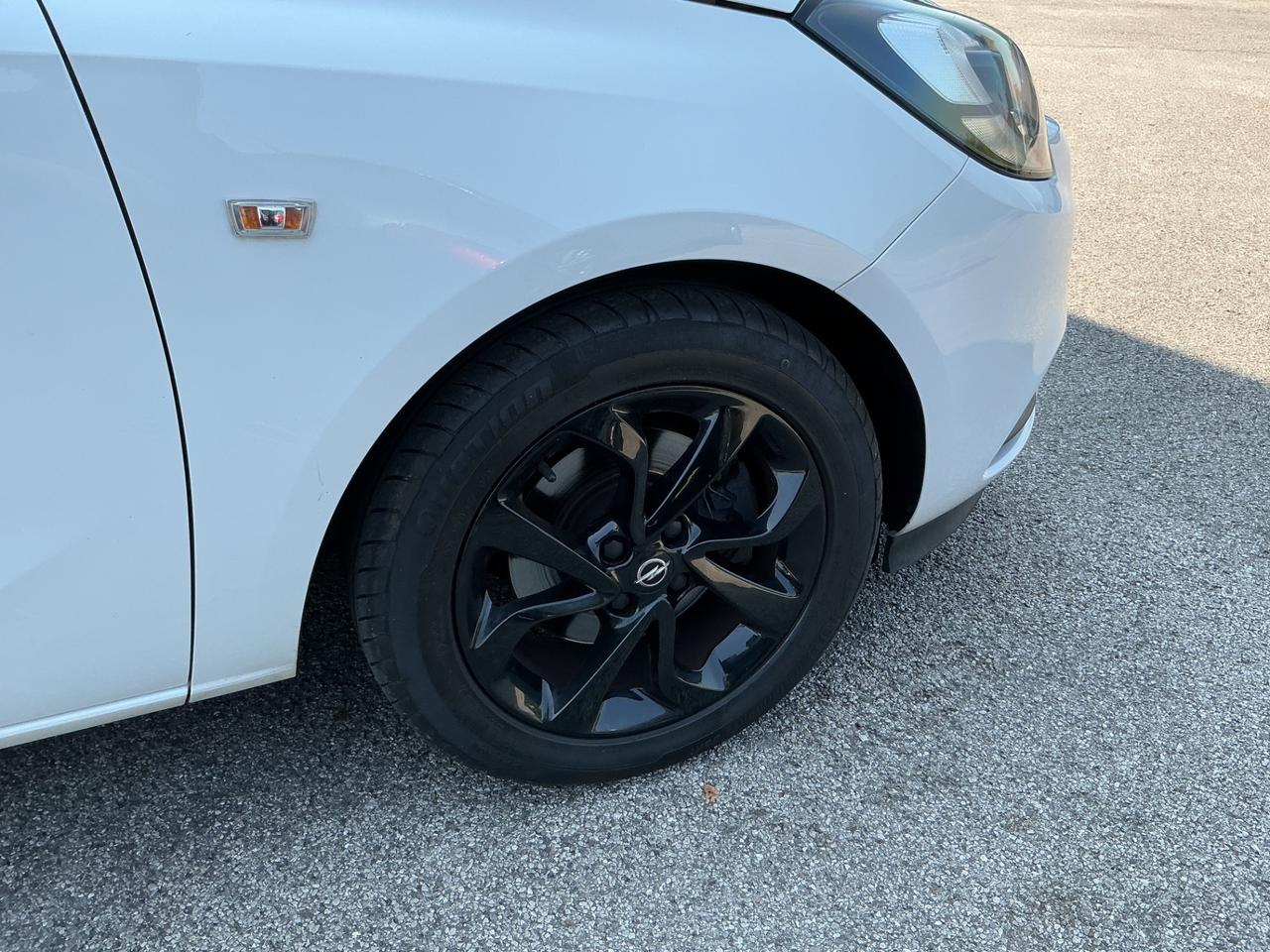 Opel Corsa 1.0 Turbo GPL Neopatentati
