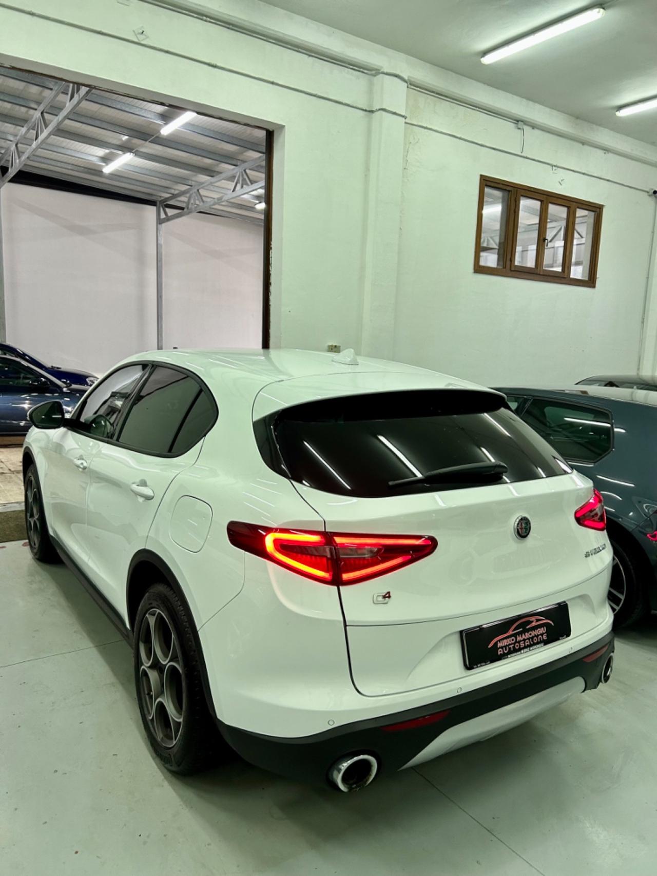 Alfa Romeo Stelvio 2.2 190 CV AT8 Q4 FINANZIABILE