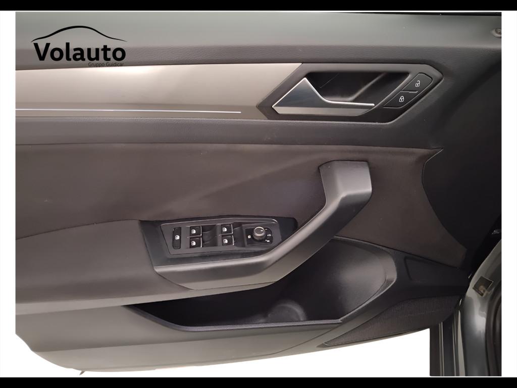 VOLKSWAGEN T-Roc I 2017 - T-Roc 1.0 tsi Style 110cv