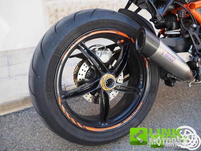 KTM 1290 Super Duke R Naked