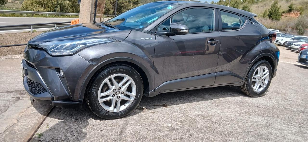 Toyota C-HR 1.8 Hybrid E-CVT Business - 2021