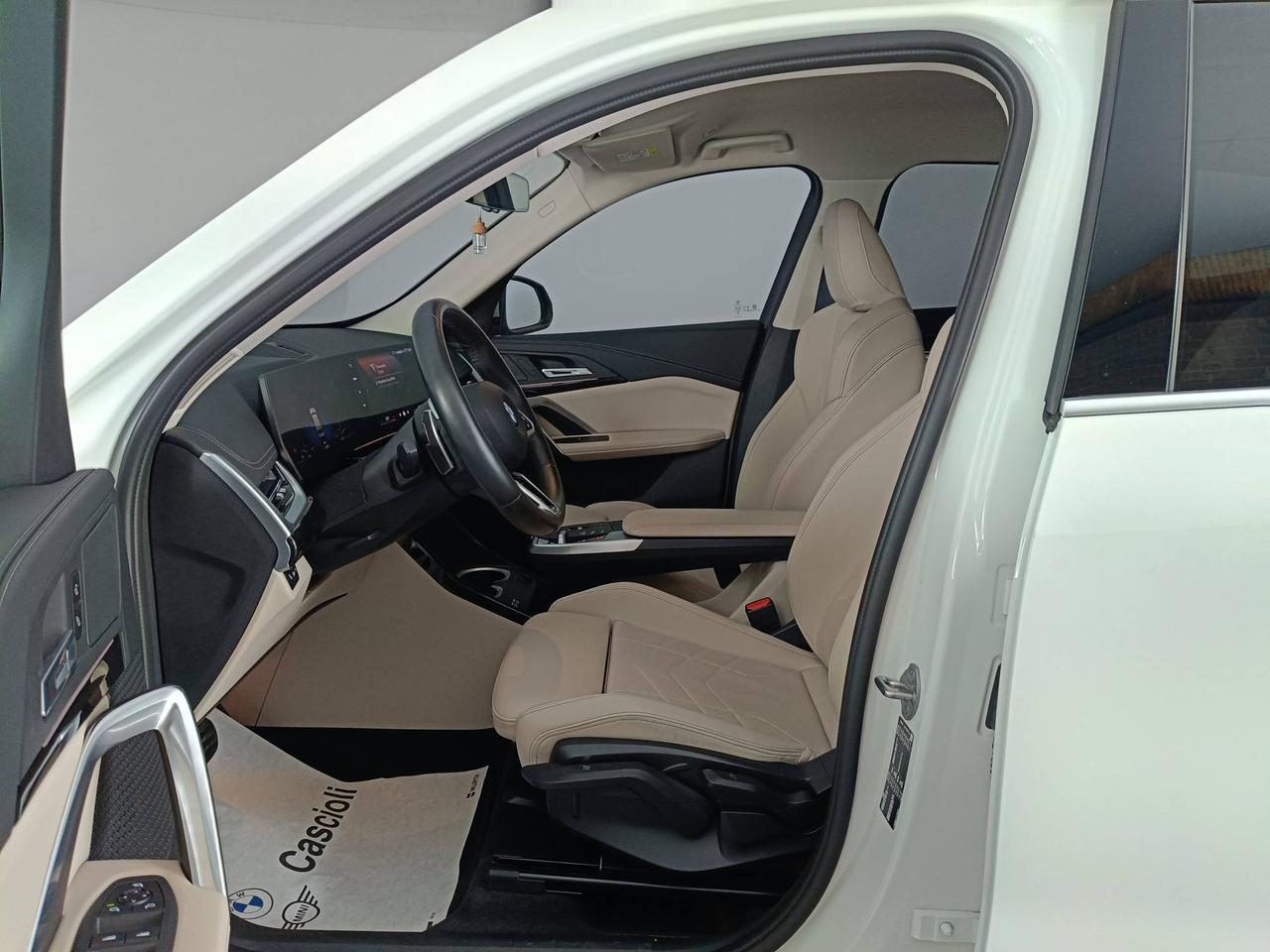 BMW X1 U11 - X1 sdrive18i X-Line auto