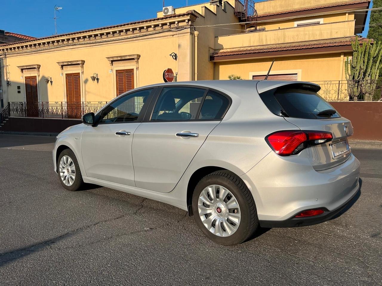 Fiat Tipo 1.3 Mjt S&S 5 porte Easy