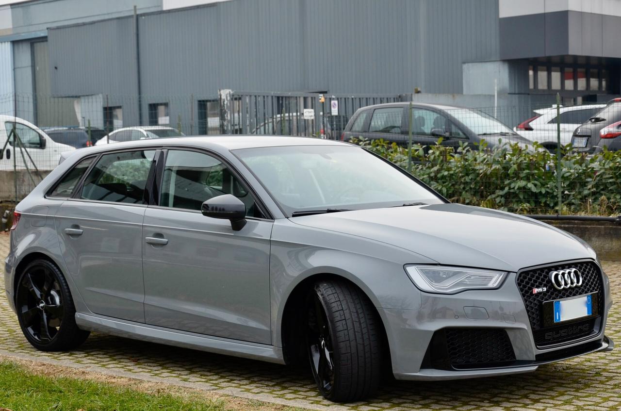 AUDI RS3 SPB 2.5 TFSI QUATTRO S-TRONIC 367cv, ECCELLENTI CONDIZIONI, PRIMA VERNICE, TUTTI SERVICE UFF AUDI, UFF ITALIANA, SCARICO RS, PERMUTE