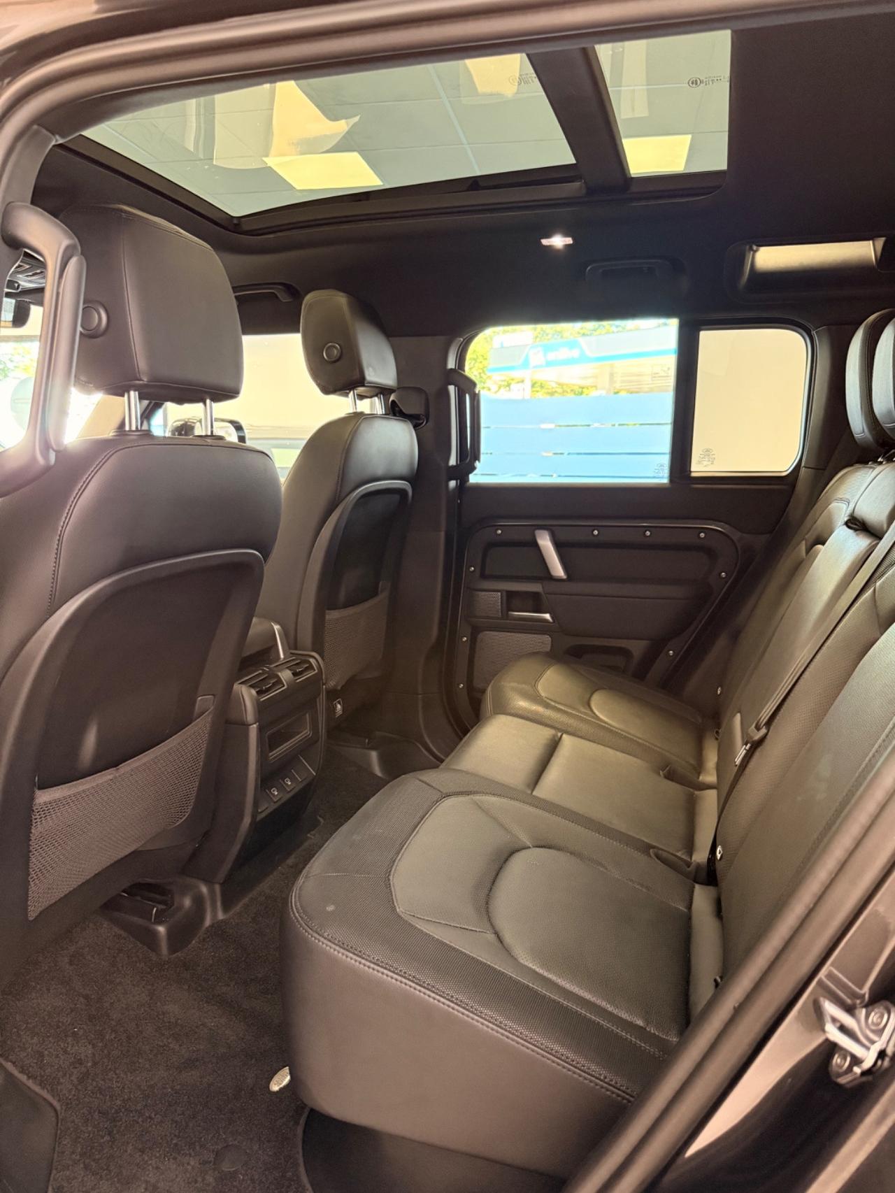 Land Rover Defender 110 3.0d mhev X-Dynamic SE 200cv auto