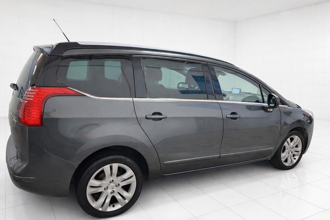 Peugeot 5008 2.0 HDi 150CV Business NAVI TETTO 5 POSTI GANCIO TRAINO HEAD-UP DISPlAY