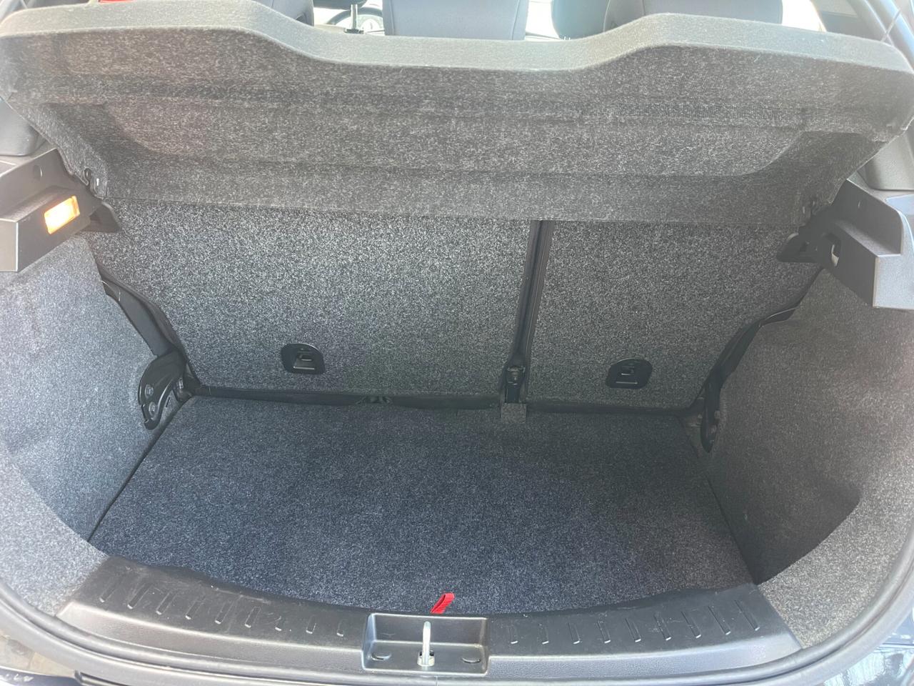 Lancia Ypsilon 1.3 MJT 16V 95 CV 5 porte S&S Elle NEO PATENTATI