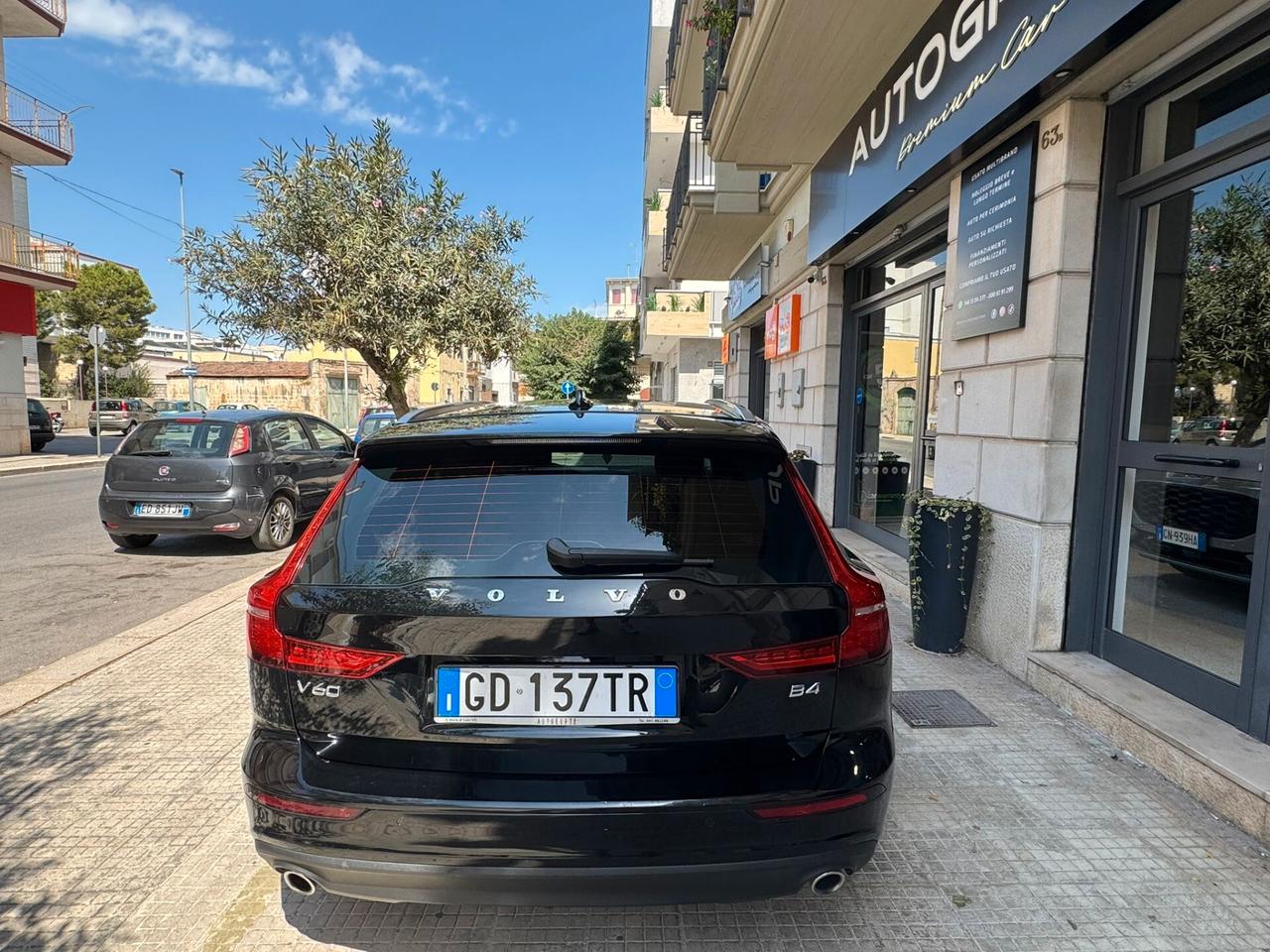 Volvo V60 B4 (d) Geartronic R-Design