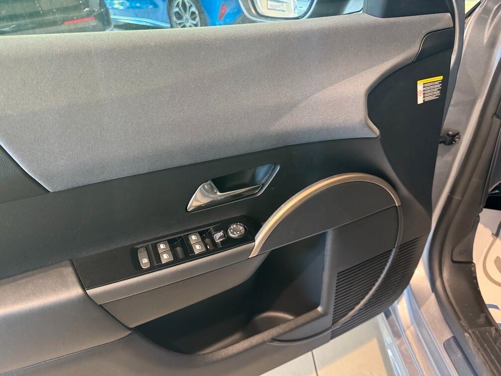 Lancia Ypsilon 1.2 mhev LX 110cv e-dct Led App conn Cam 17" Neopat