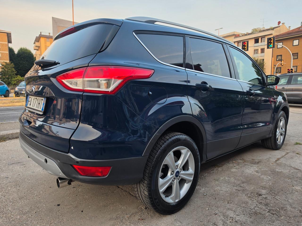 Ford Kuga 2.0 TDCI 120 CV S&S 2WD Titanium