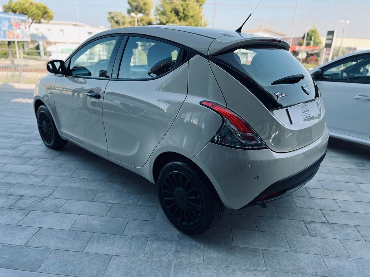 Lancia Ypsilon 1.3 MJT 16V 95 CV 5 porte Elefantino GARANZIA FINO A 3 ANNI!!!!