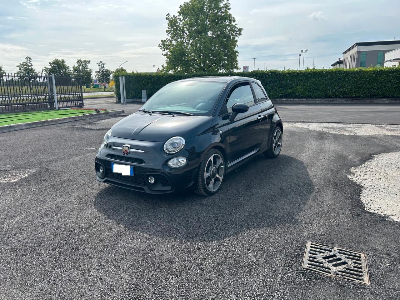 Abarth 595 1.4 Turbo pelle nera tutta tagliandata Cambio manuale!! Unico Proprietario!!