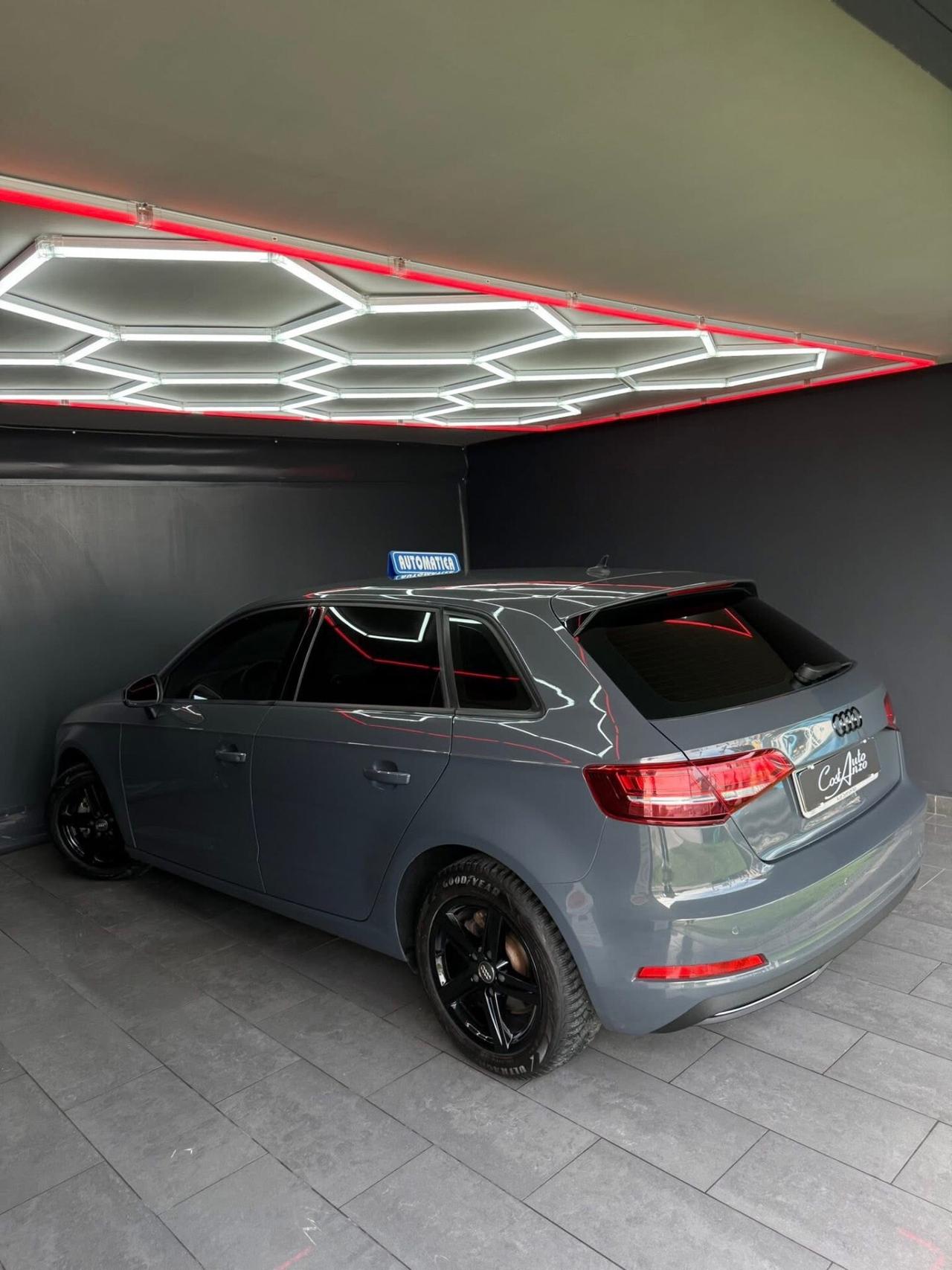 Audi A3 SPB 30 g-tron S tronic IDENTITY BLACK 2019