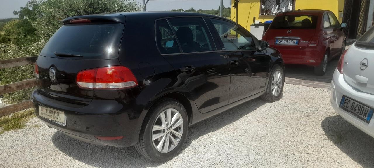 Volkswagen Golf 1.6 TDI DPF 5p. Highline