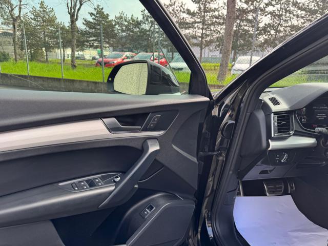 AUDI Q5 40 TDI 204 CV quattro S-Tronic S-Line NAVI+RETR.