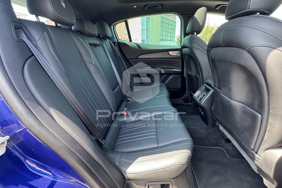 MASERATI Grecale MHEV 300 CV AWD GT