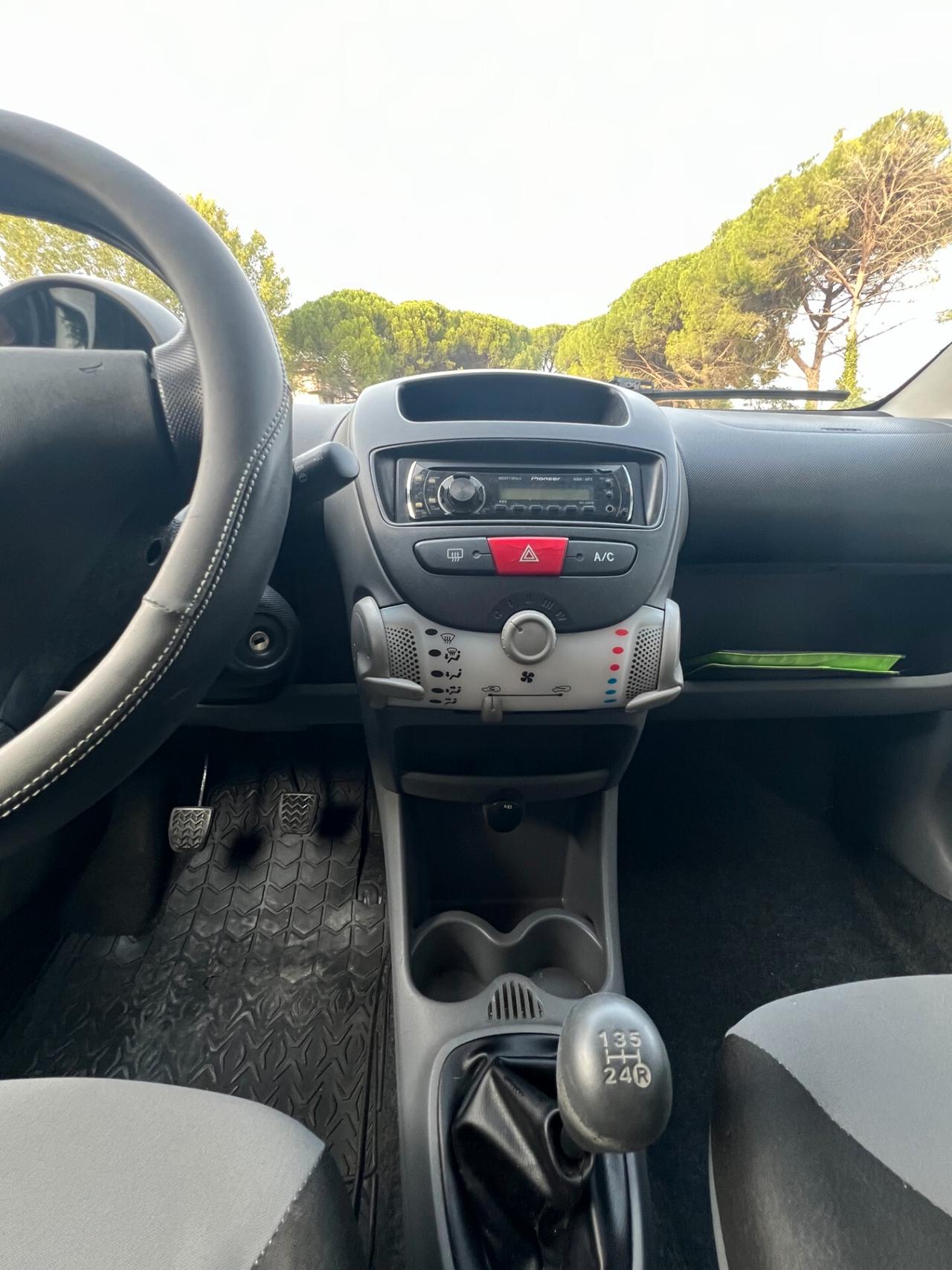 ADATTA PER NEOPATENTATI Peugeot 107 1.0 68CV 5p. Desir