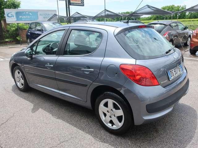 Peugeot 207 207 5p 1.4 8v Energie - Per Neopat.