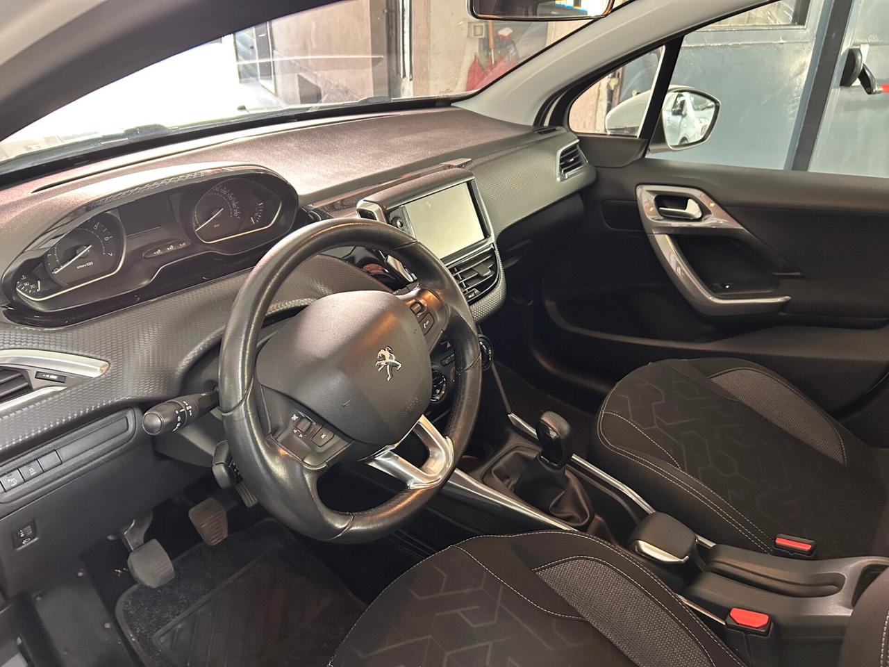 Peugeot 2008 PureTech 82 Allure