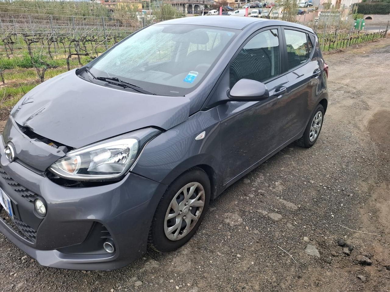 HYUNDAI I10 MPI STYLE 2017 SINISTRATA MARCIANTE