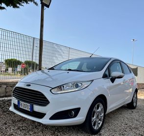 Ford Fiesta 1.4 5p. Bz.- GPL Titanium