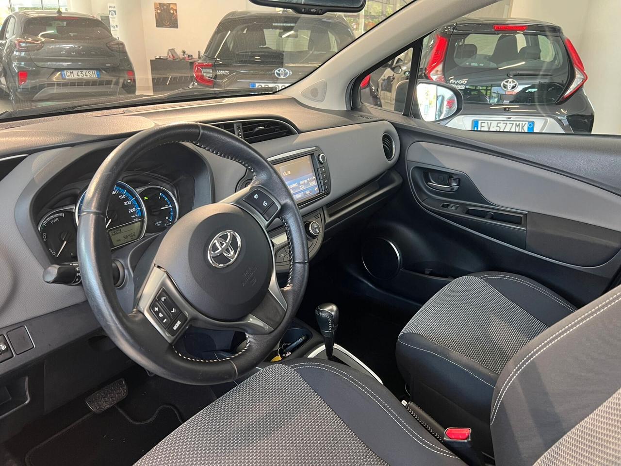 Toyota Yaris 1.5 Hybrid 5 porte Active