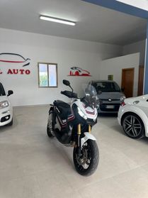 Honda X-ADV 750 sport