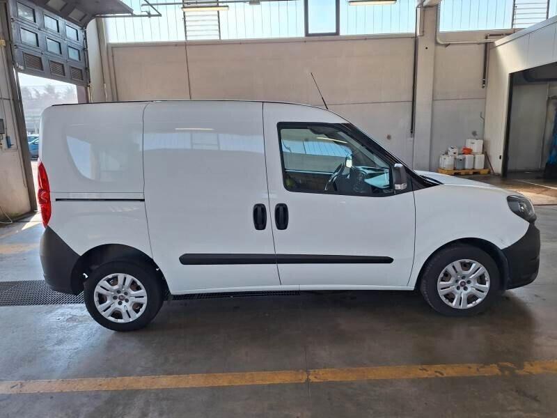 FIAT DOBLO CARGO 1.6 MJ 105 CV. E6 3 POSTI PERFETTA