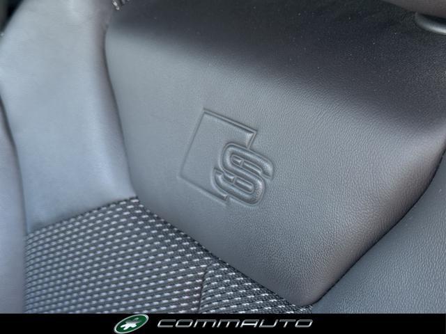 AUDI Q3 40 TFSI quattro S tronic S line edition