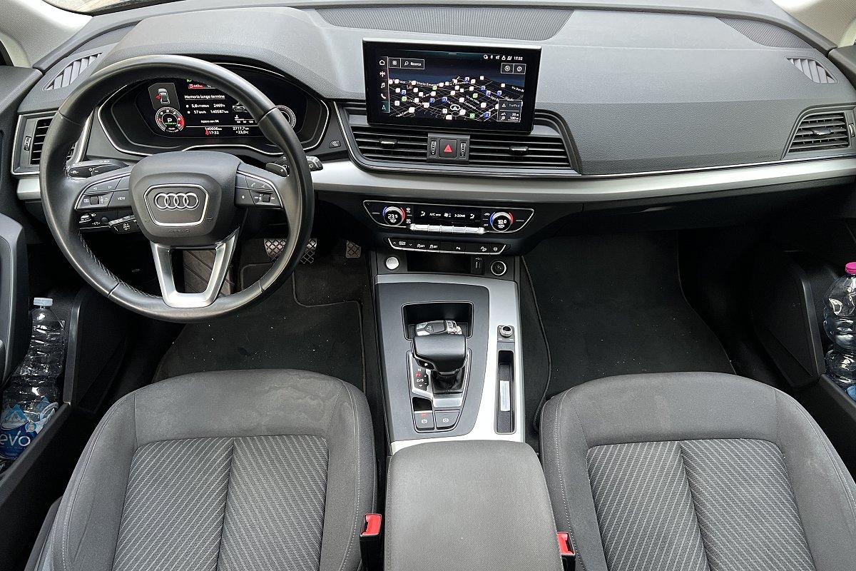 AUDI Q5 35 TDI S tronic Business