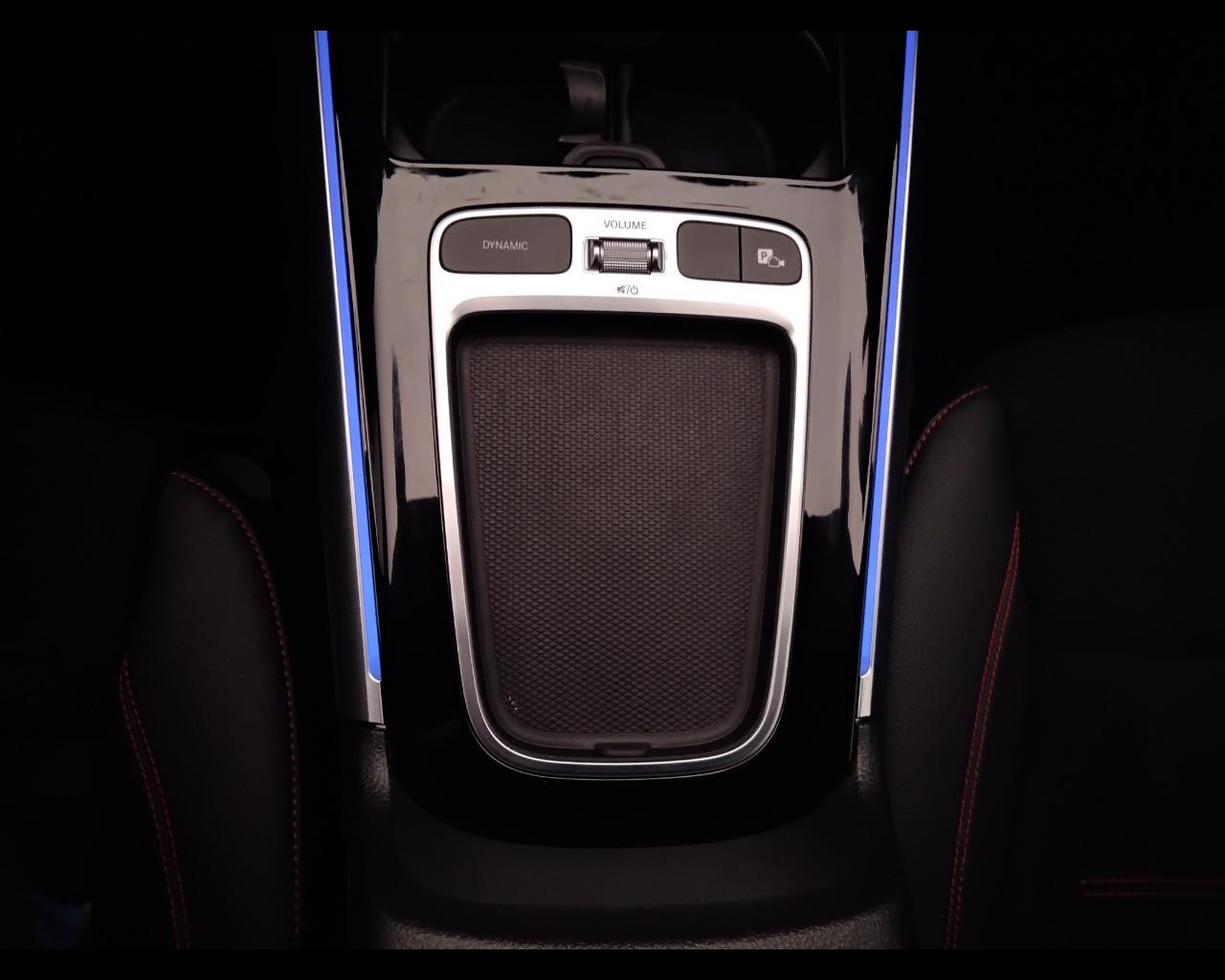 Mercedes-Benz Classe B - W247 2023 - B 180 d AMG Line Advanced Plus auto