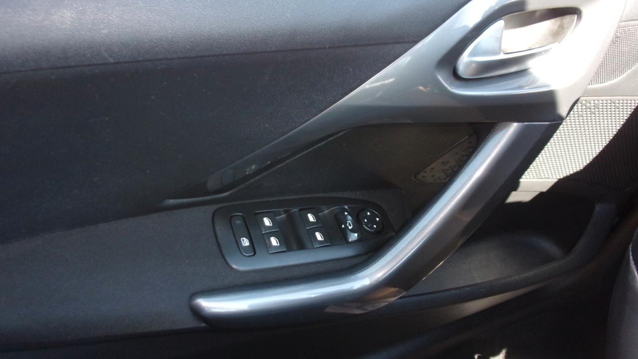 Peugeot 2008 BlueHDi 75 Active